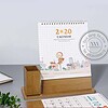 Lịch để bàn đế gỗ kèm ống cắm bút Tết 2020 6 lich de ban de go kem ong but 1 min