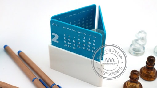 Lịch để bàn ống cắm bút tam giác - Hình ảnh 2