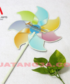 Quạt nhựa quảng cáo tại Hà Nội