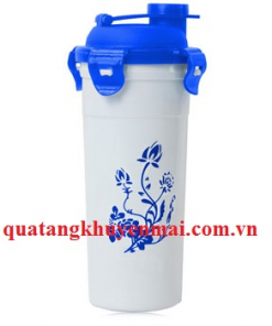 Cốc nhựa có vòi uống