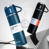 Bình giữ nhiệt có hai cốc đi kèm - Gift set in logo sang trọng 25 set binh giu nhiet kem 2 coc 1