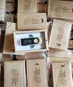 USB gỗ - Khách hàng NSS